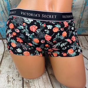 🍑5/$40 VS Shortie Panty XL